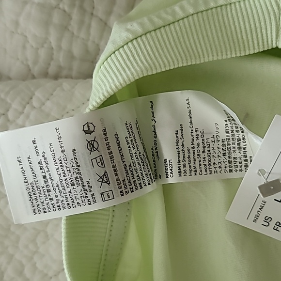 Women's lime green "squeeze the day" tshirt in size large, NWT - Picture 6 of 6